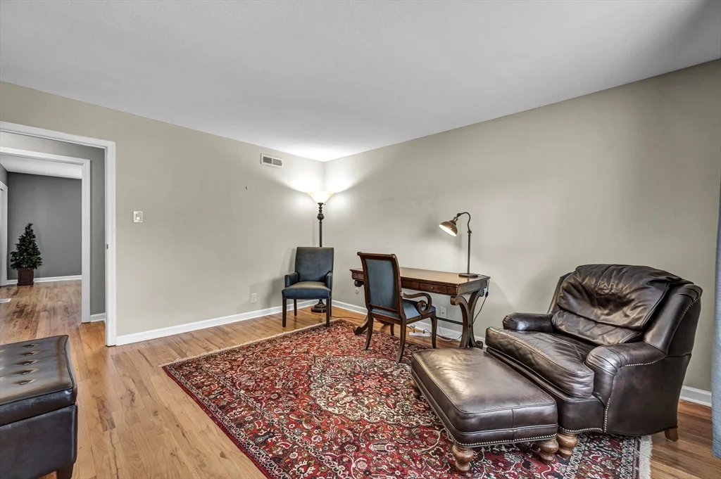 2 bed, 1 bath apartment for rent at 25 Yorktown Dr Unit 25, Forest Park — photo 16 of 22