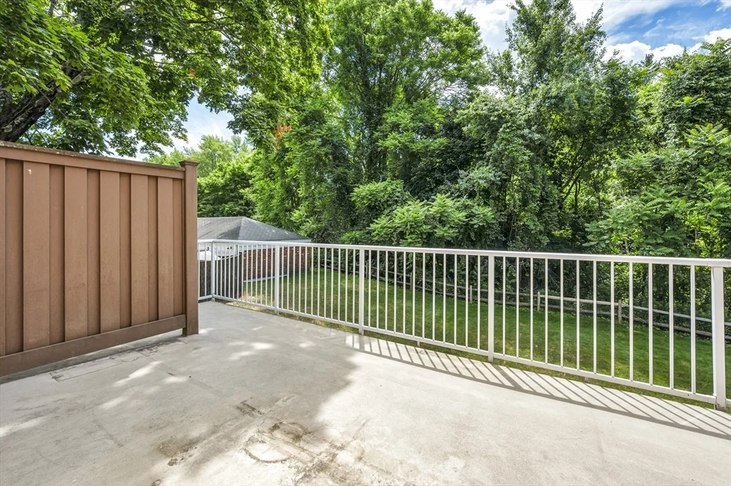 2 bed, 1 bath apartment for rent at 25 Yorktown Dr Unit 25, Forest Park — photo 19 of 22