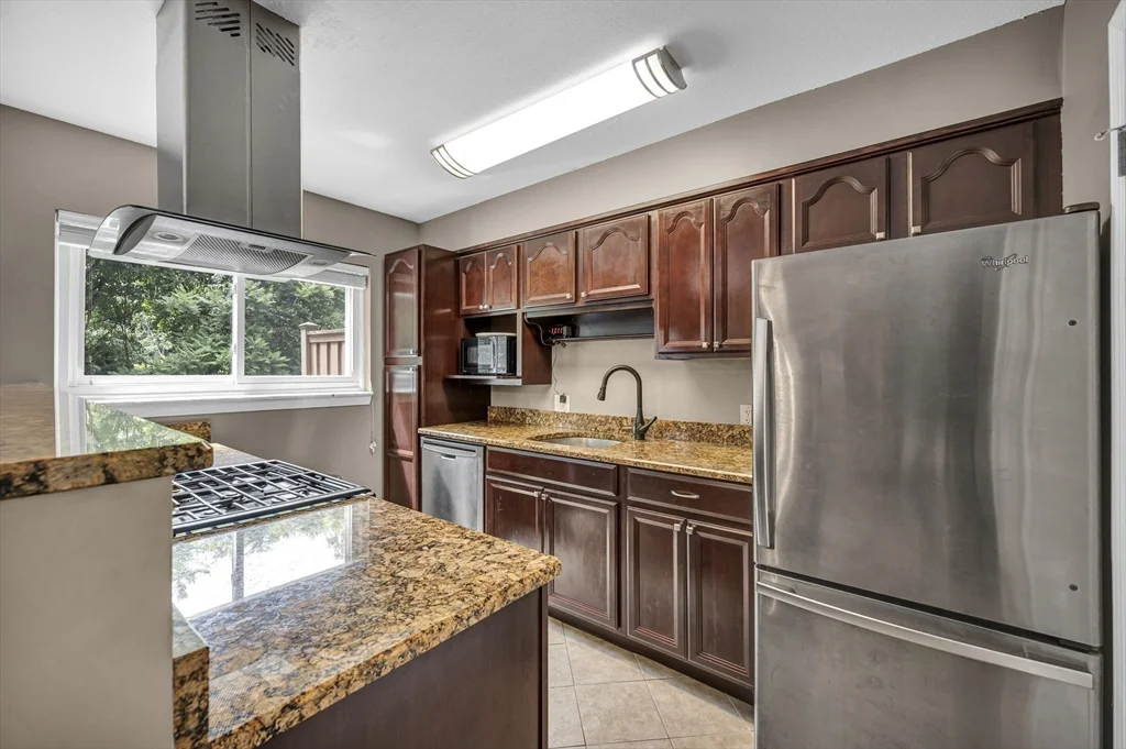 2 bed, 1 bath apartment for rent at 25 Yorktown Dr Unit 25, Forest Park — photo 8 of 22