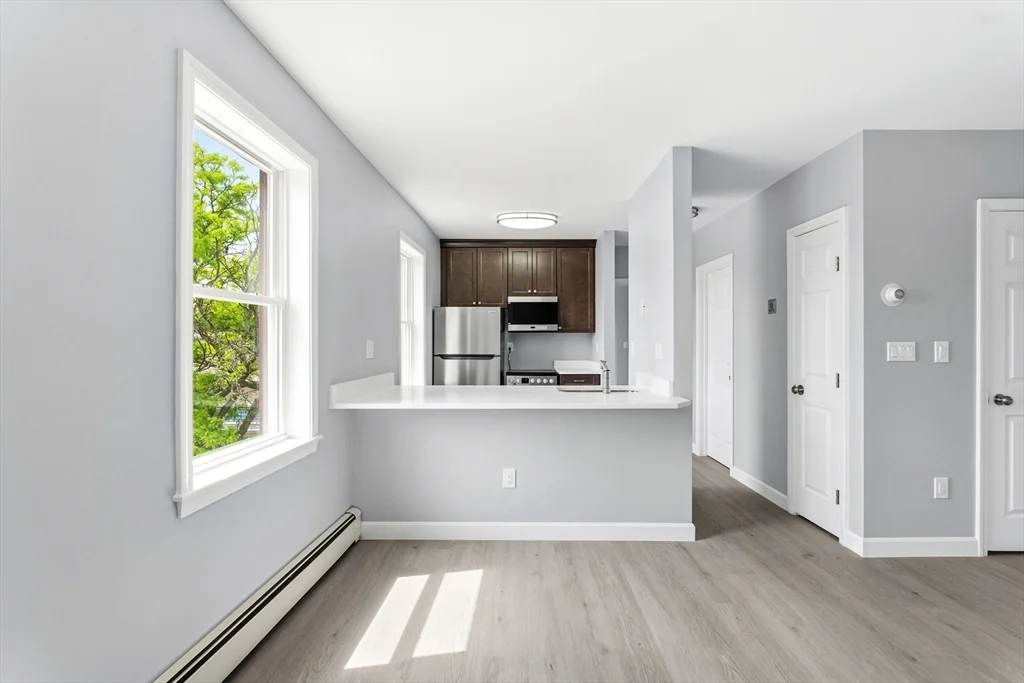 2 bed, 2 bath apartment for rent at 250-252 Main St Unit 3R, Charlestown — photo 3 of 17