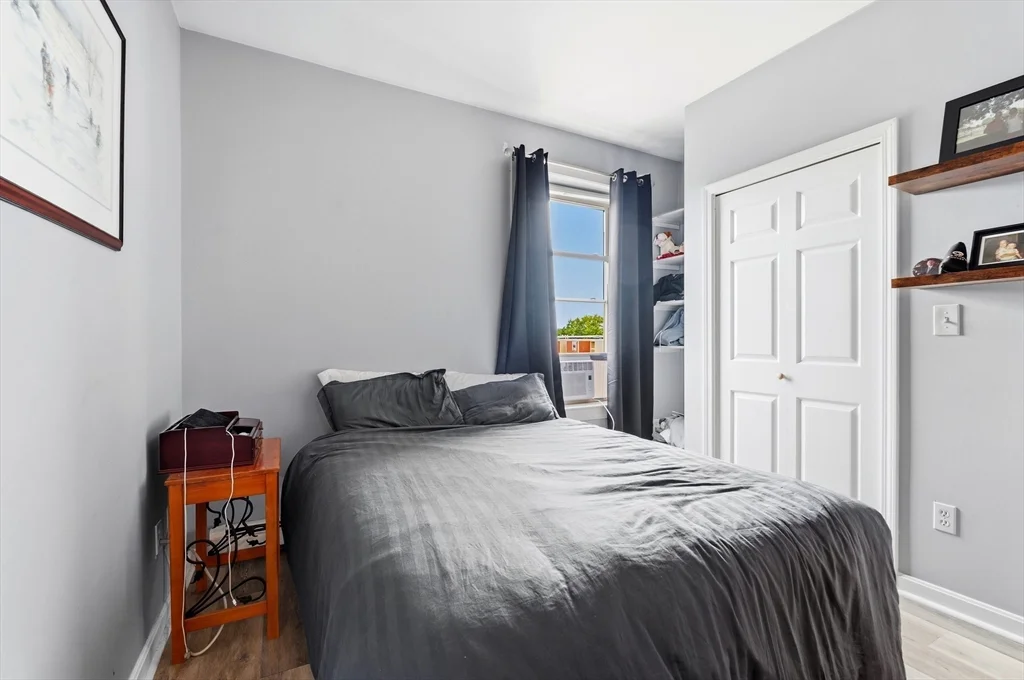 1 bed, 1 bath apartment for rent at 250-252 Main St Unit 5, Charlestown — photo 3 of 5