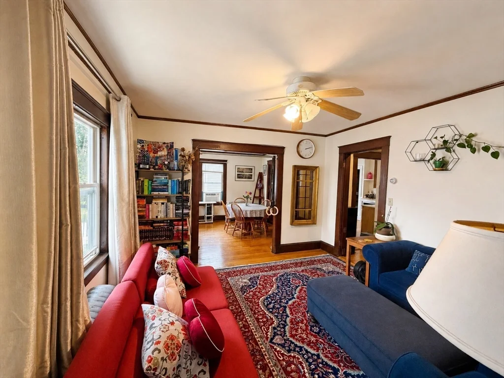 2 bed, 1 bath apartment for rent at 250-252 Robbins St Unit B, South Side — photo 3 of 13