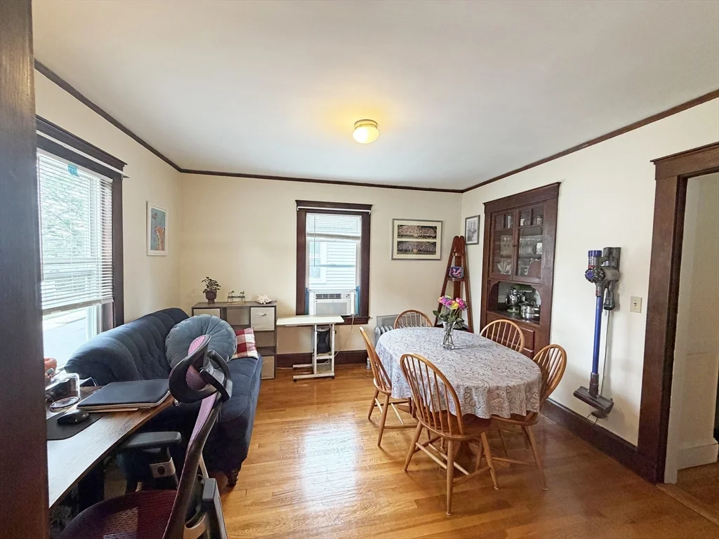 2 bed, 1 bath apartment for rent at 250-252 Robbins St Unit B, South Side — photo 5 of 13