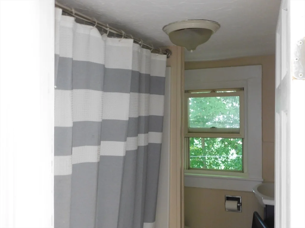 2 bed, 1 bath apartment for rent at 250-A Parkerville Rd Unit D, Southborough — photo 6 of 19