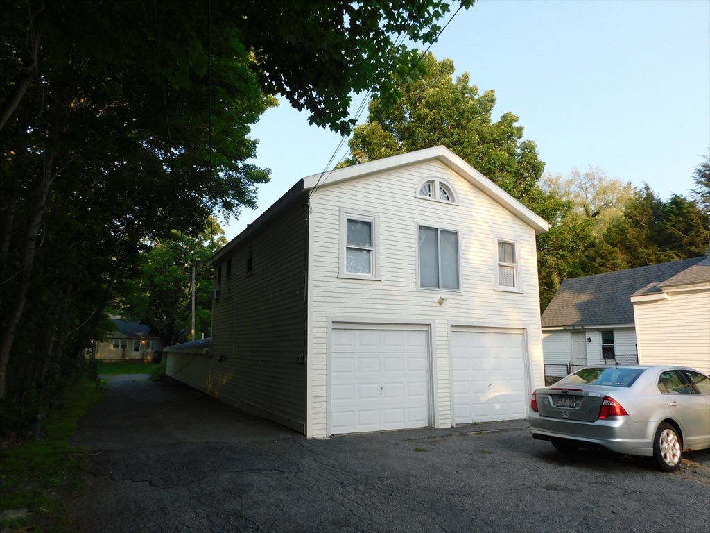 2 bed apartment for rent at 250-A Parkerville Rd Unit E, Southborough — photo 17 of 18