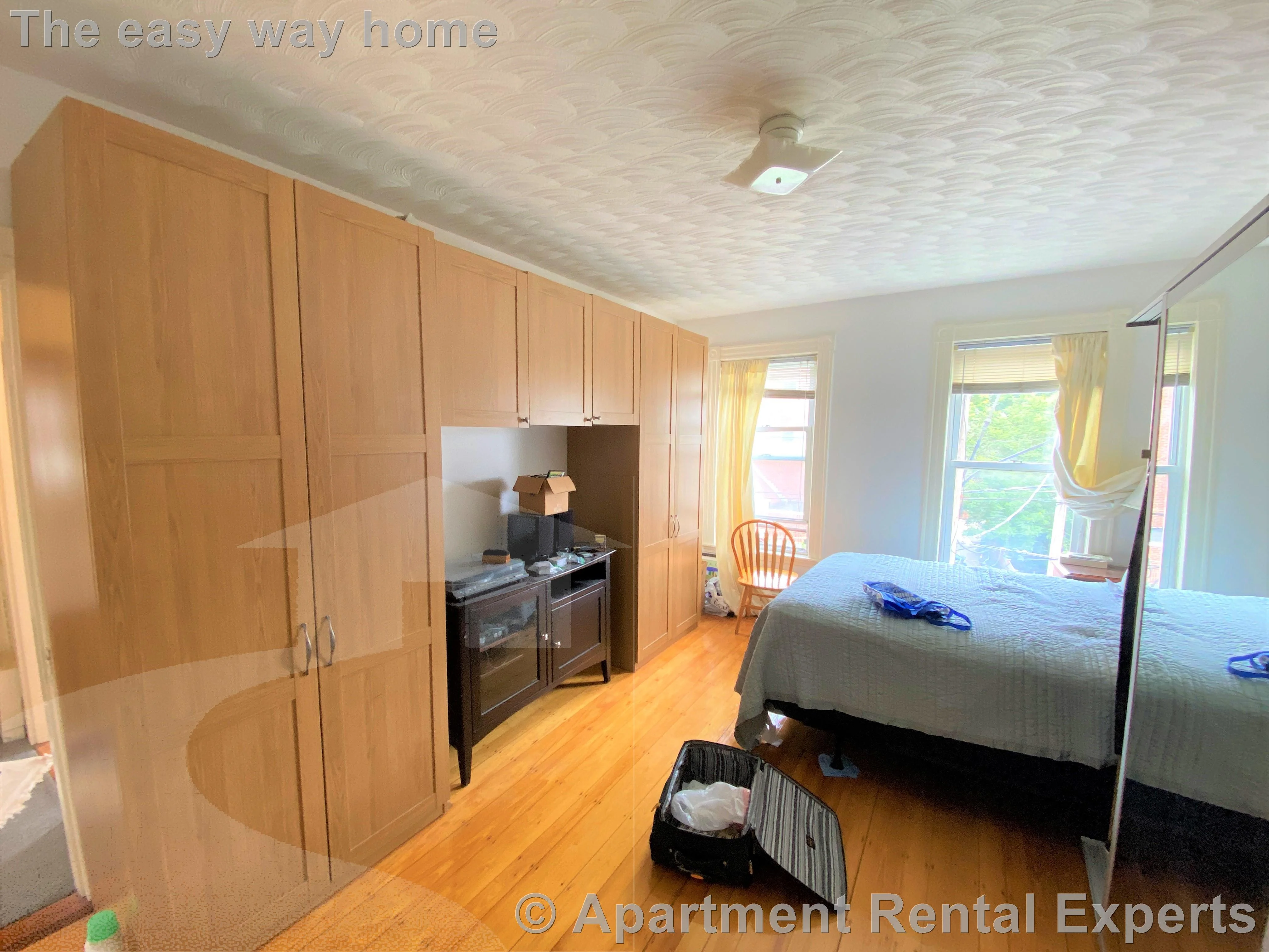 2 bed, 1 bath apartment for rent at 250 Beacon St Unit 3L, Baldwin — photo 2 of 13