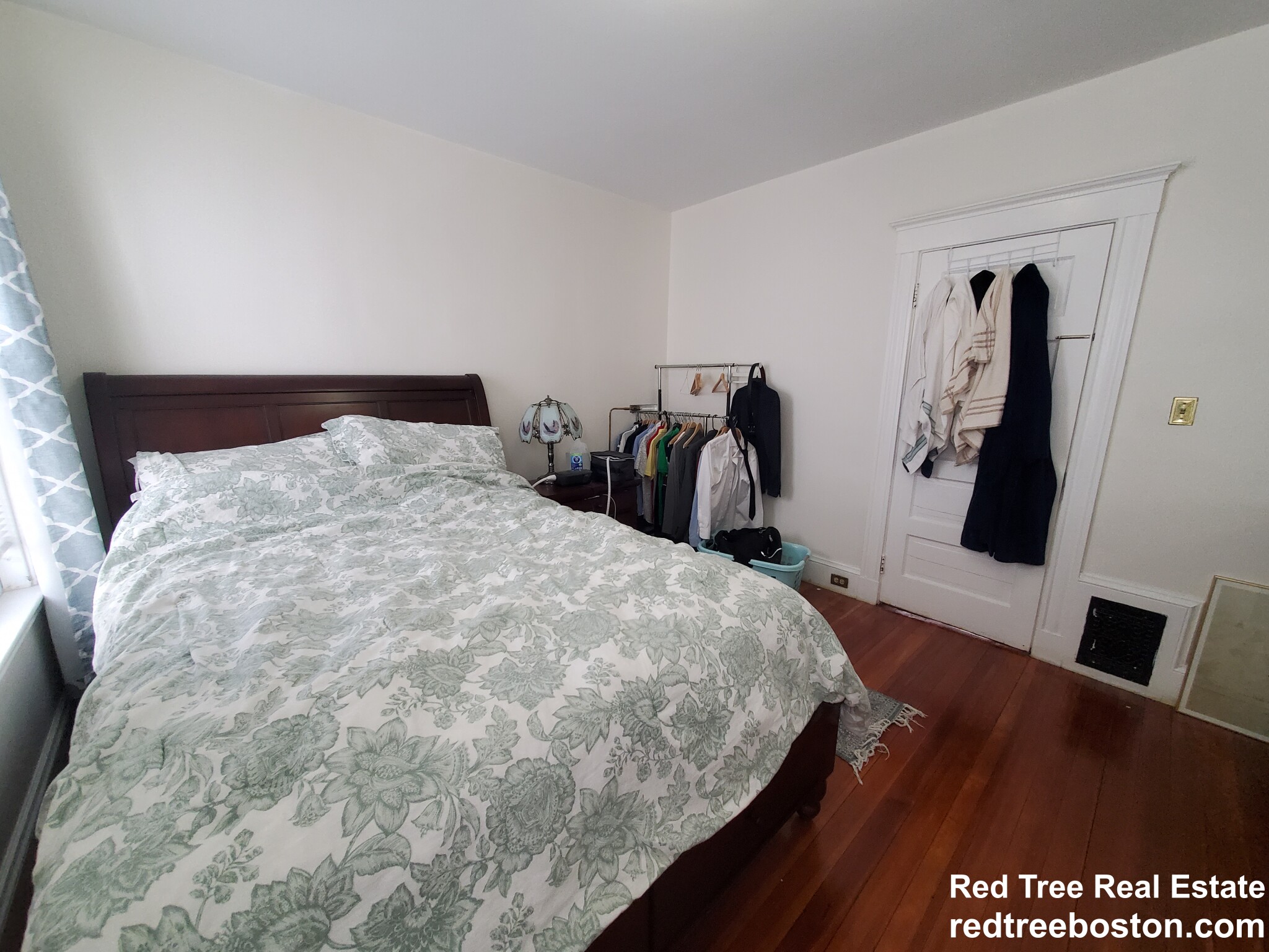 3 bed, 1 bath apartment for rent at 250 Belgrade Ave Unit 1, Roslindale — photo 11 of 19