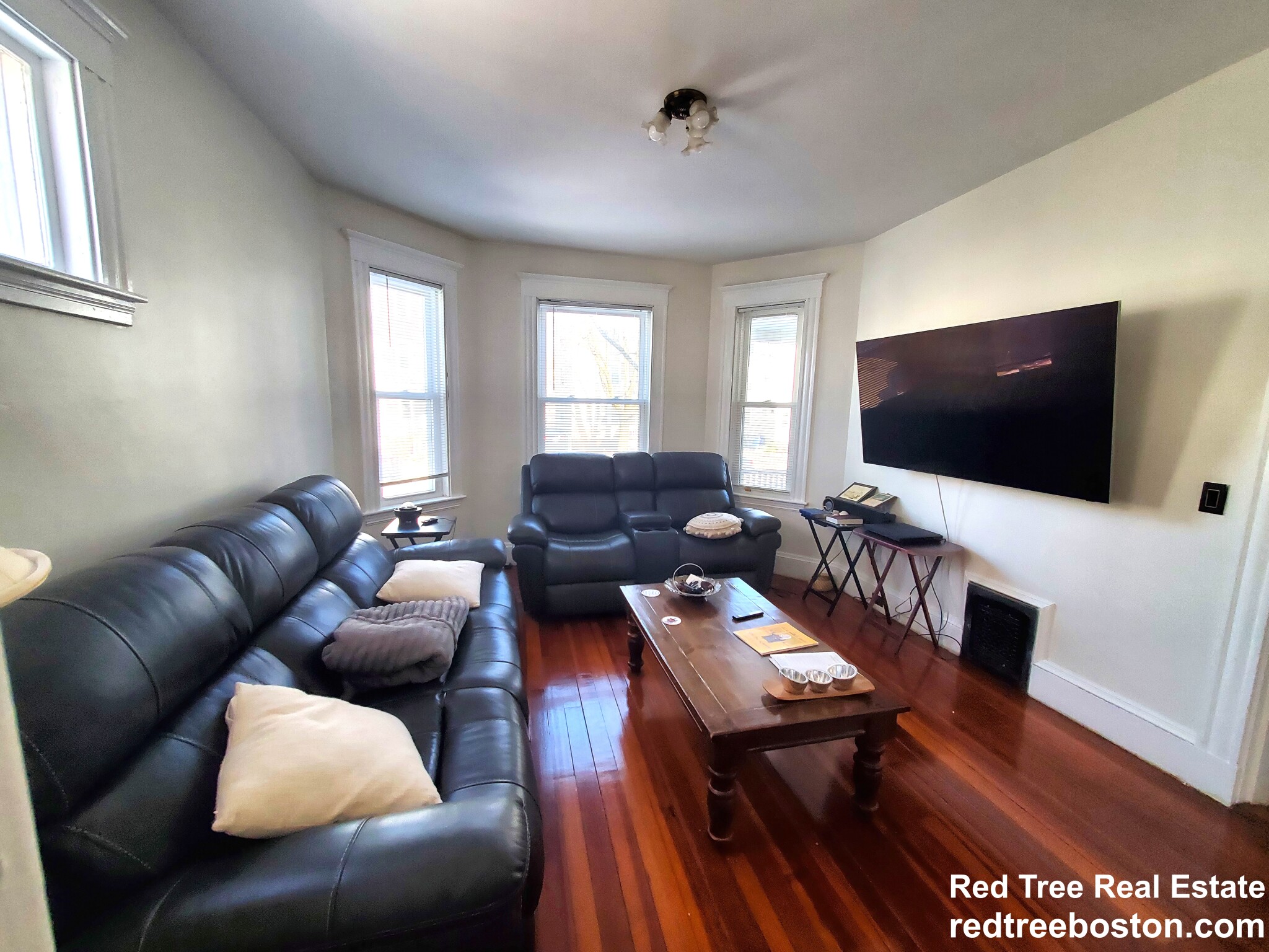 3 bed, 1 bath apartment for rent at 250 Belgrade Ave Unit 1, Roslindale — photo 1 of 19