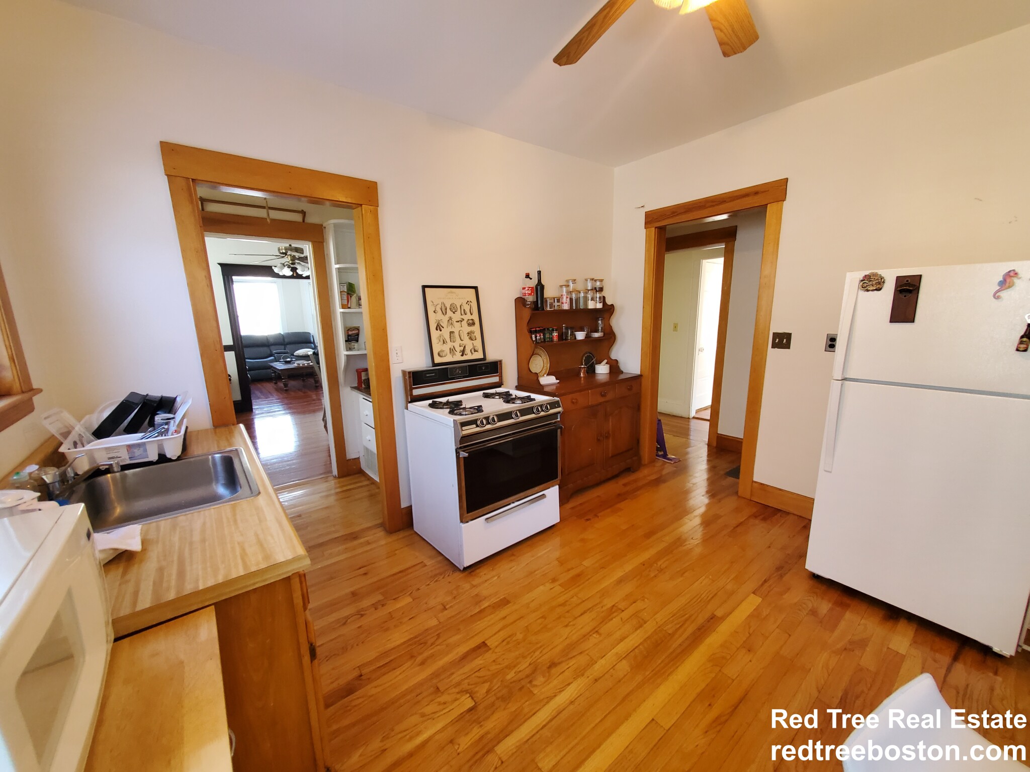 3 bed, 1 bath apartment for rent at 250 Belgrade Ave Unit 1, Roslindale — photo 8 of 19