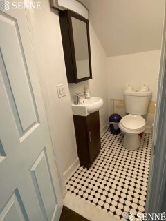 3 bed, 1.5 bath apartment for rent at 250 Broadway Unit 3, The Port — photo 7 of 10