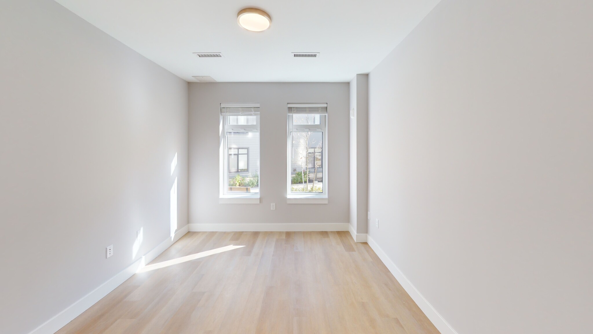 1 bed, 1 bath apartment for rent at 250 Centre St Unit 112, Jamaica Plain — photo 5 of 21