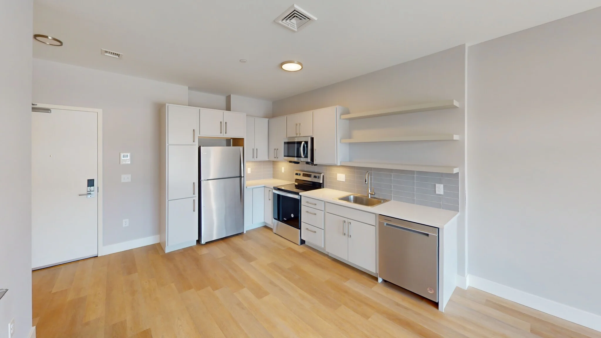 1 bed, 1 bath apartment for rent at 250 Centre St Unit 204, Jamaica Plain — photo 1 of 20