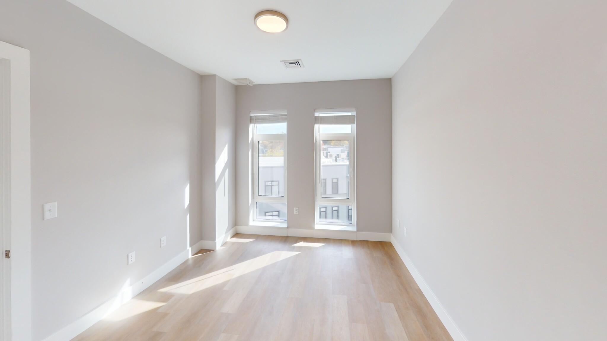 1 bed, 1 bath apartment for rent at 250 Centre St Unit 408, Jamaica Plain — photo 4 of 20