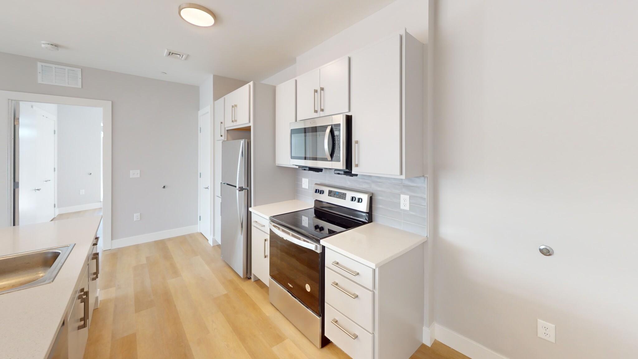 2 bed, 1 bath apartment for rent at 250 Centre St Unit 502, Jamaica Plain — photo 5 of 25