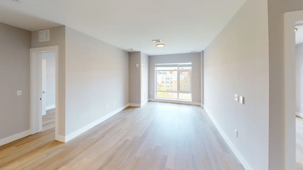 2 bed, 1 bath apartment for rent at 250 Centre St Unit 509, Jamaica Plain — photo 2 of 5