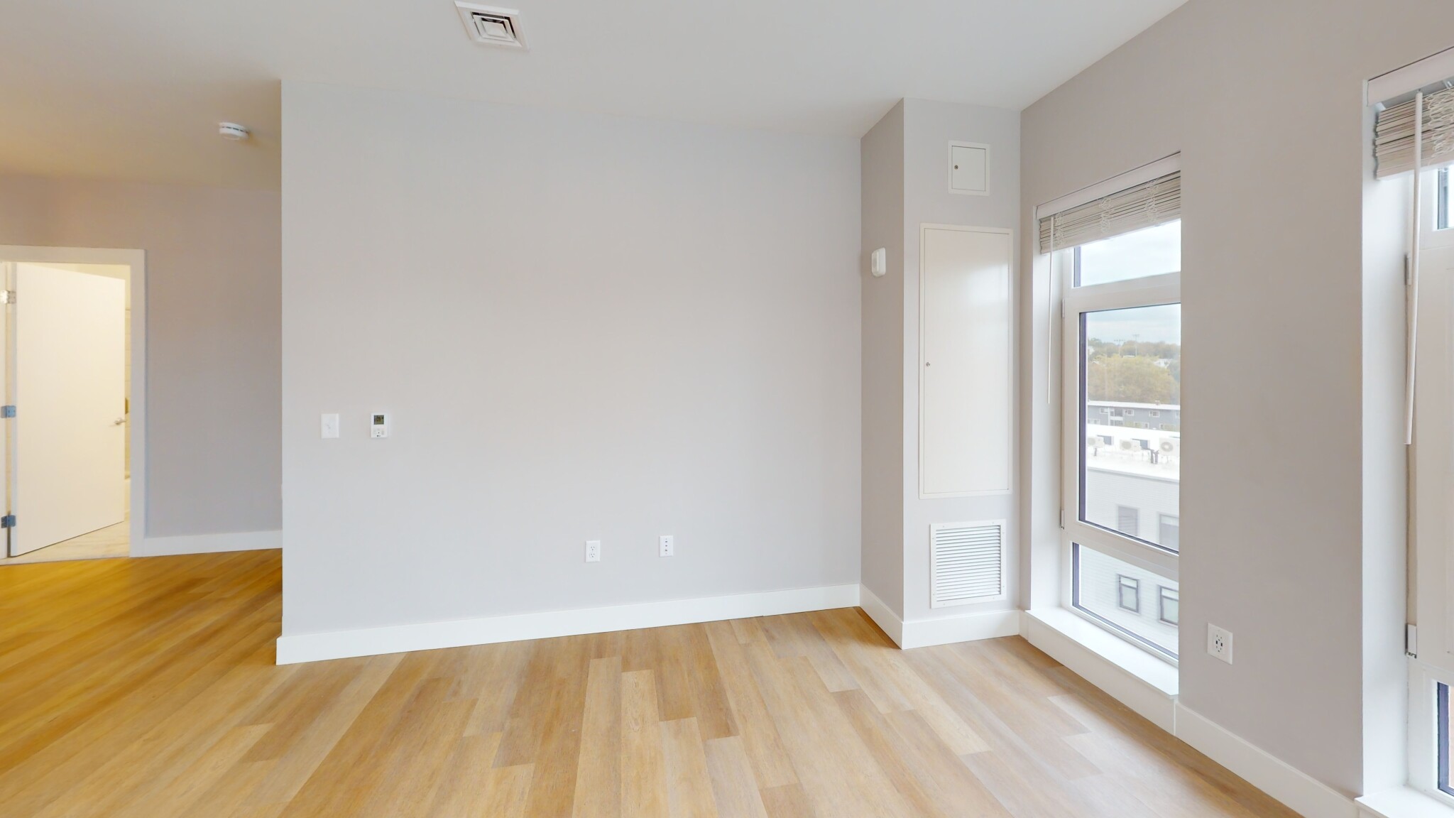 2 bed, 1 bath apartment for rent at 250 Centre St Unit 600, Jamaica Plain — photo 4 of 25