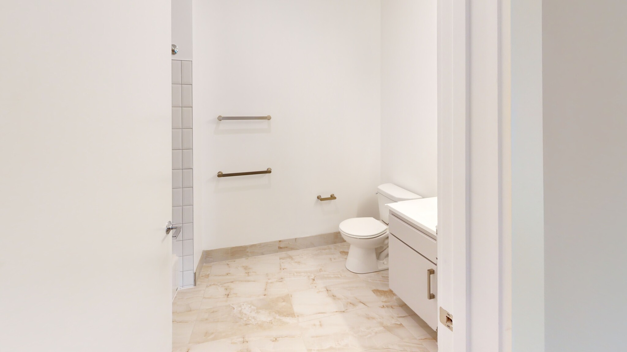 2 bed, 1 bath apartment for rent at 250 Centre St Unit 600, Jamaica Plain — photo 5 of 25