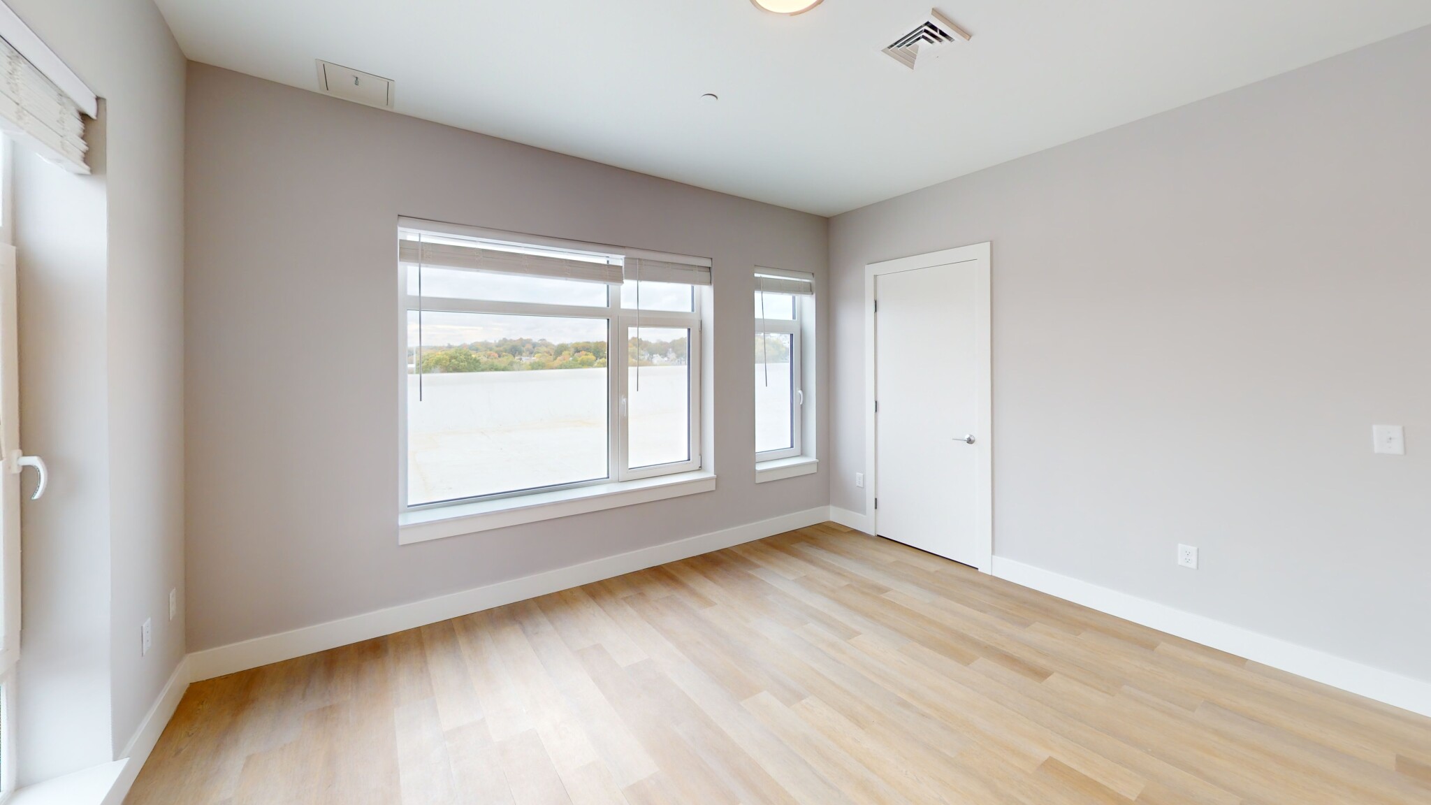 2 bed, 1 bath apartment for rent at 250 Centre St Unit 600, Jamaica Plain — photo 10 of 25