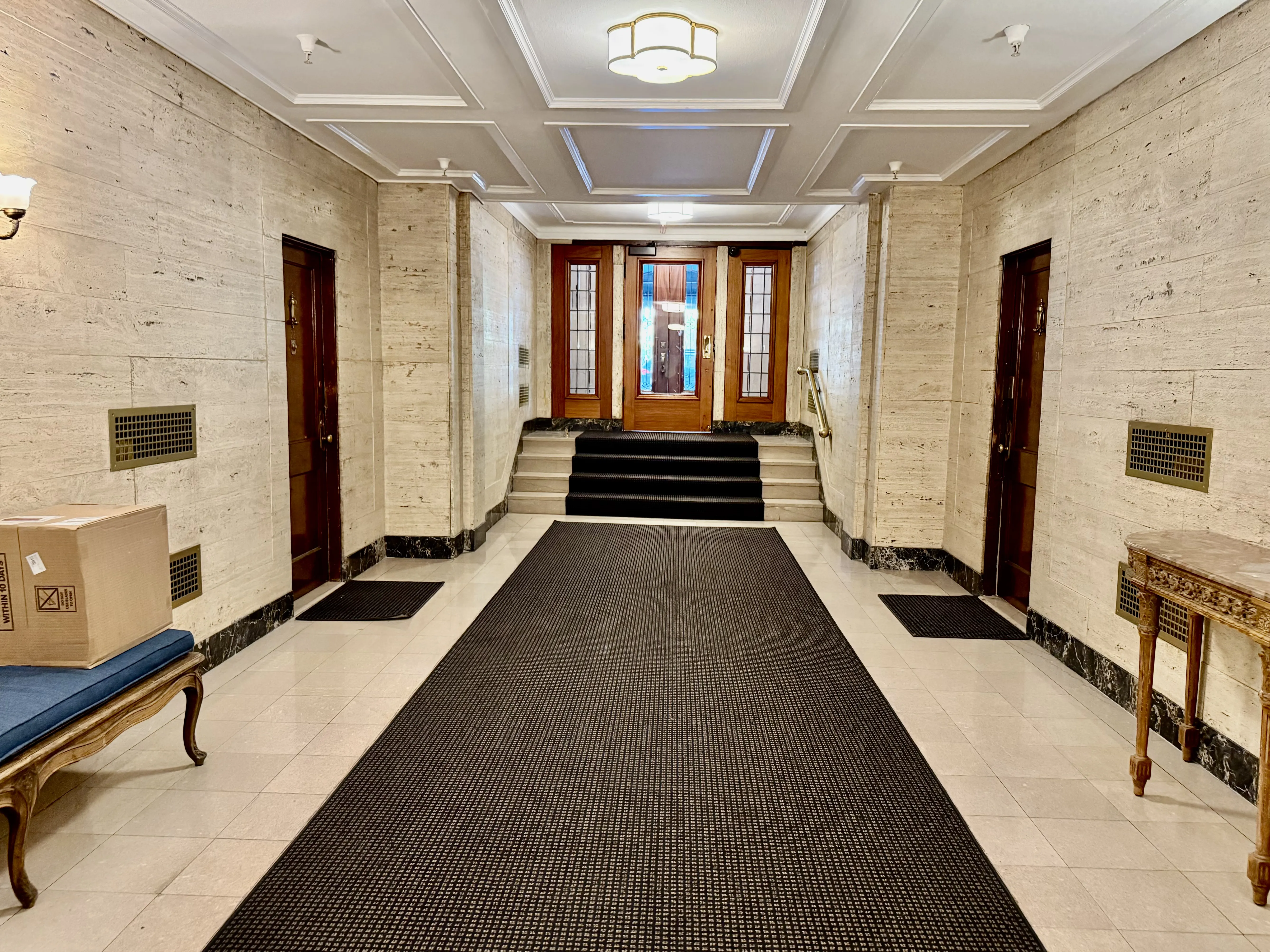 2.5 bed, 1.5 bath apartment for rent at 250 Commonwealth Ave Unit 20, Back Bay — photo 15 of 21