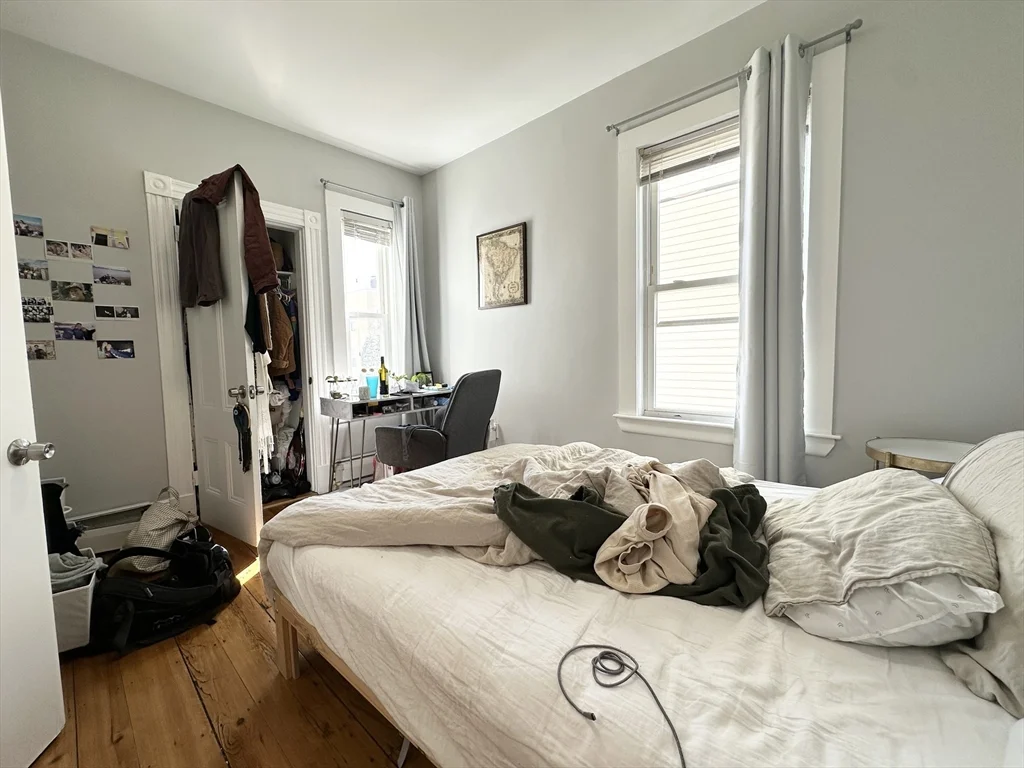3 bed, 1 bath apartment for rent at 250 Elm St Unit 2, Inman Square — photo 7 of 11