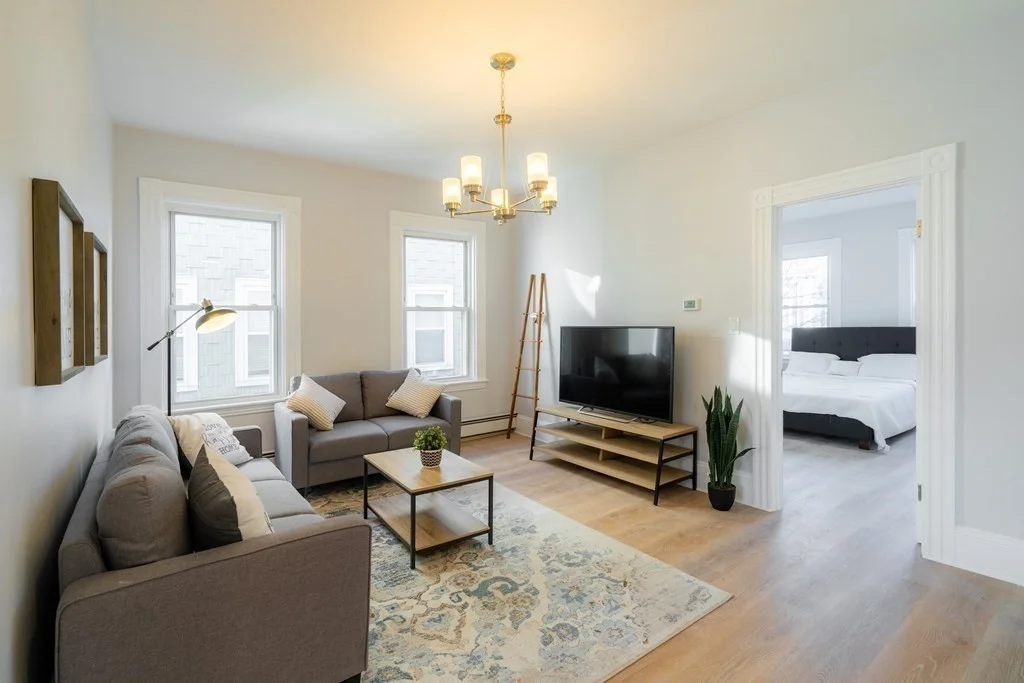 3 bed, 1 bath apartment for rent at 250 Elm St Unit 3, Inman Square — photo 3 of 12