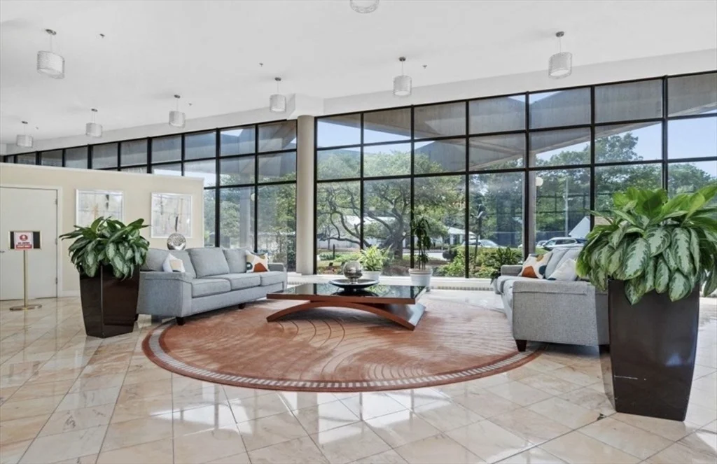 1 bed, 1 bath apartment for rent at 250 Hammond Pond Pkwy Unit 504N, Chestnut Hill