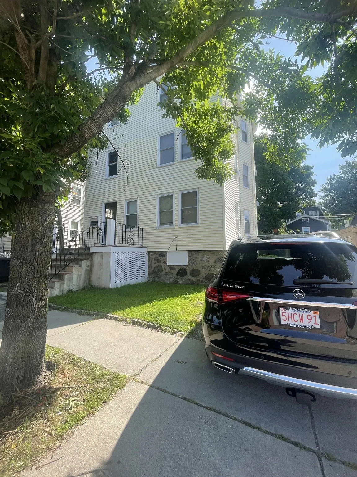 2 bed, 1 bath apartment for rent at 250 Hyde Park Ave Unit 1A, Jamaica Plain — photo 13 of 15