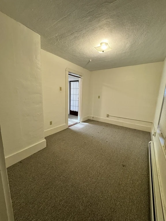 1 bed, 1 bath apartment for rent at 250 Jarry St, Far North — photo 18 of 18