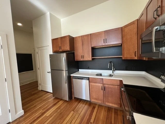 2 bed, 1 bath apartment for rent at 250 Main St Unit A204, Bridgewater — photo 2 of 26