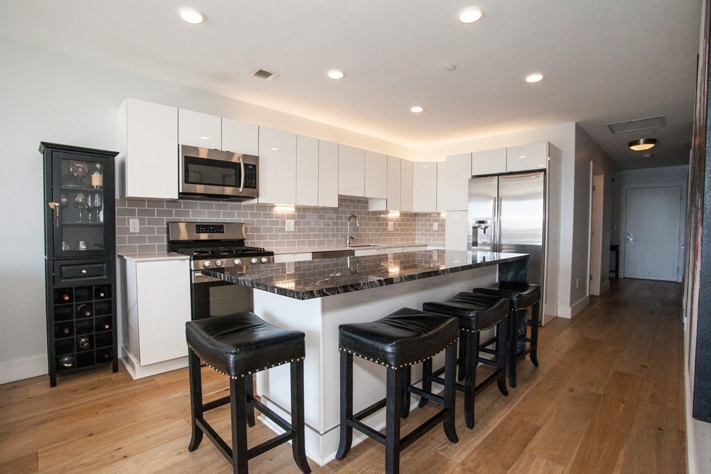 2 bed, 2 bath apartment for rent at 250 Meridian St Unit 305, East Boston — photo 4 of 25