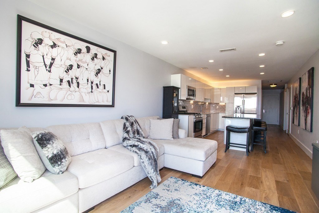 2 bed, 2 bath apartment for rent at 250 Meridian St Unit 305, East Boston — photo 3 of 25