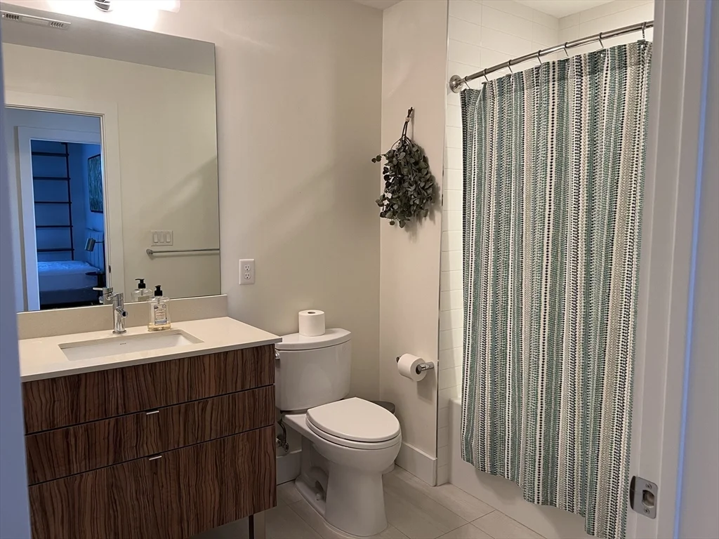 2 bed, 2 bath apartment for rent at 250 Meridian St Unit 408, Boston — photo 8 of 18