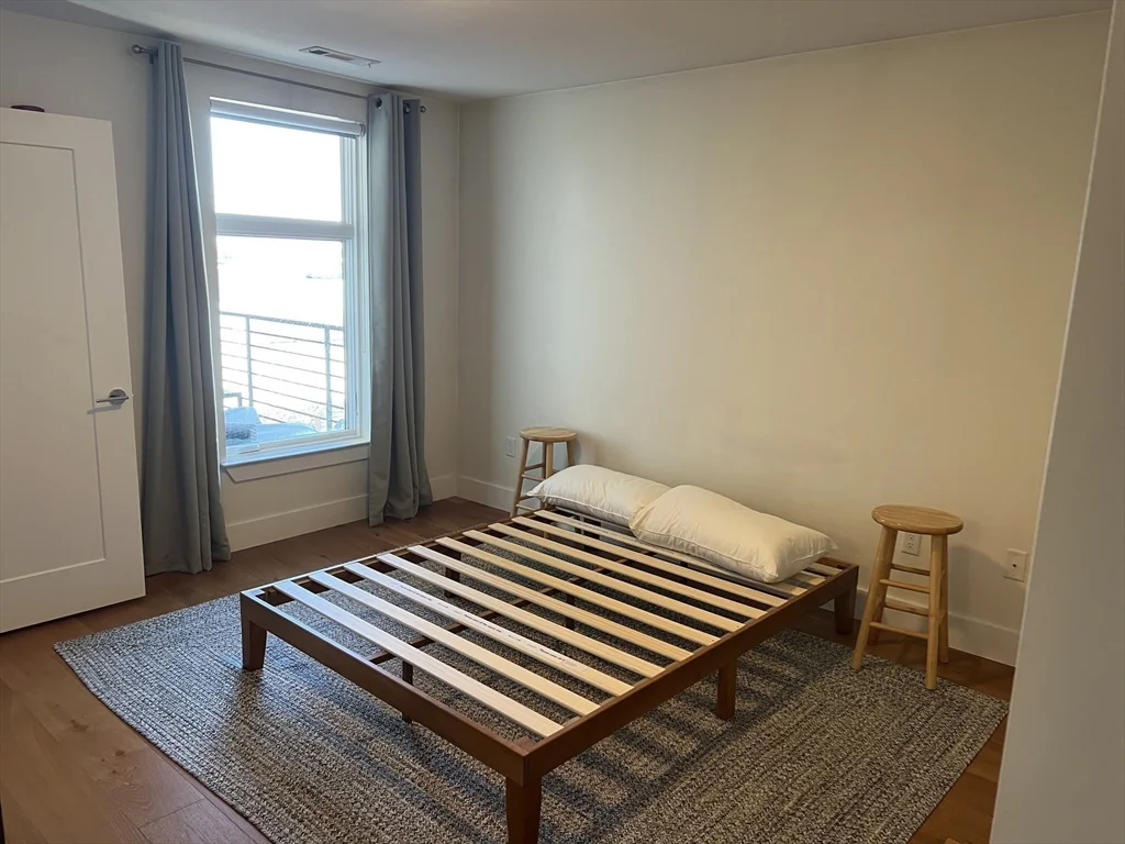 2 bed, 2 bath apartment for rent at 250 Meridian St Unit 408, Boston — photo 9 of 18
