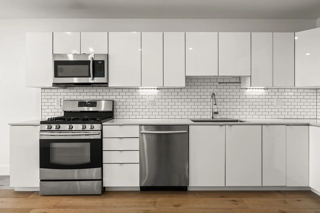 2 bed, 2 bath apartment for rent at 250 Meridian St Unit UNIT306, East Boston — photo 5 of 27