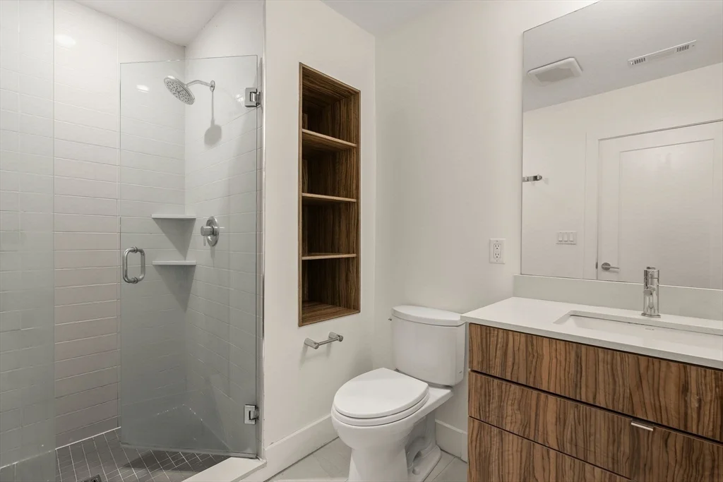 2 bed, 2 bath apartment for rent at 250 Meridian St Unit UNIT306, East Boston — photo 9 of 27