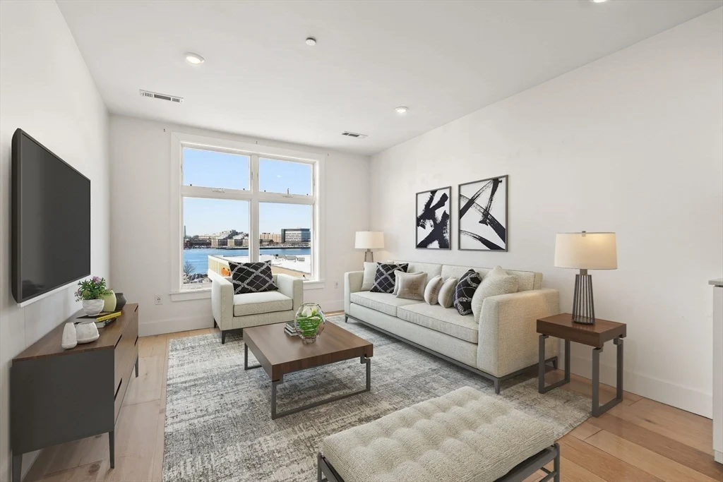 2 bed, 2 bath apartment for rent at 250 Meridian St Unit UNIT306, East Boston — photo 3 of 27