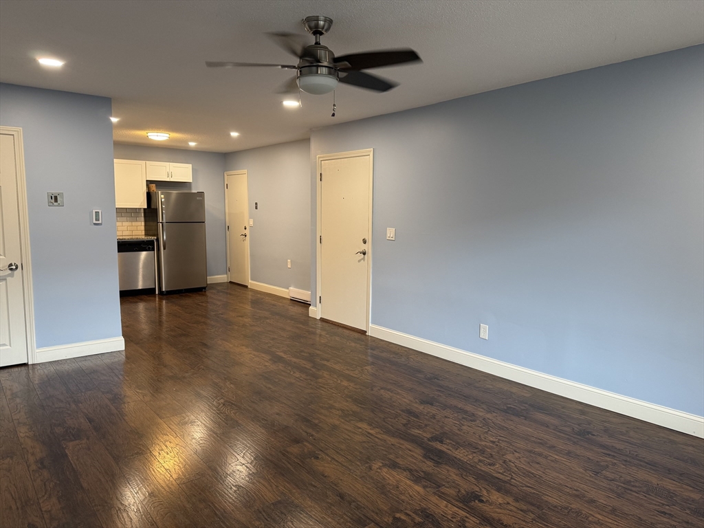 2 bed, 1 bath apartment for rent at 250 Nesmith St Unit A19, Belvidere — photo 11 of 19