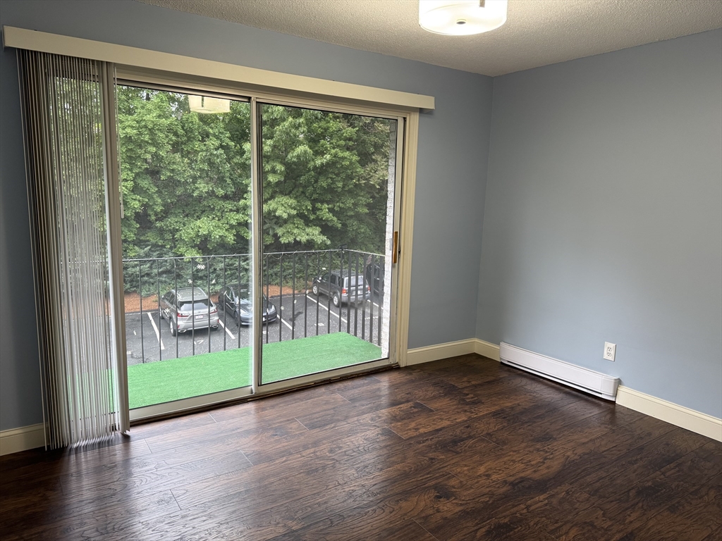 2 bed, 1 bath apartment for rent at 250 Nesmith St Unit A19, Belvidere — photo 8 of 19
