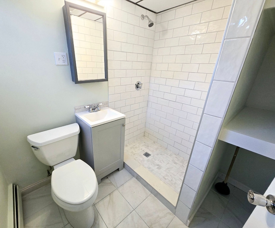 1 bed, 1 bath apartment for rent at 250 Northern Unit Lower, Plum Island — photo 12 of 17