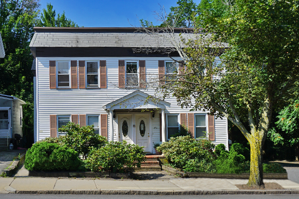 3 bed, 1 bath apartment for rent at 250 River St Unit 250, Bleachery — photo 1 of 11