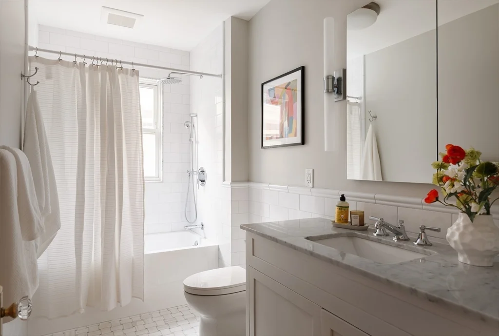 2 bed, 1 bath apartment for rent at 250 Walden Unit 2, Neighborhood Nine — photo 12 of 16