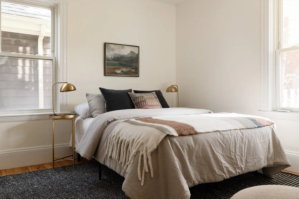 2 bed, 1 bath apartment for rent at 250 Walden Unit 2, Neighborhood Nine — photo 11 of 16