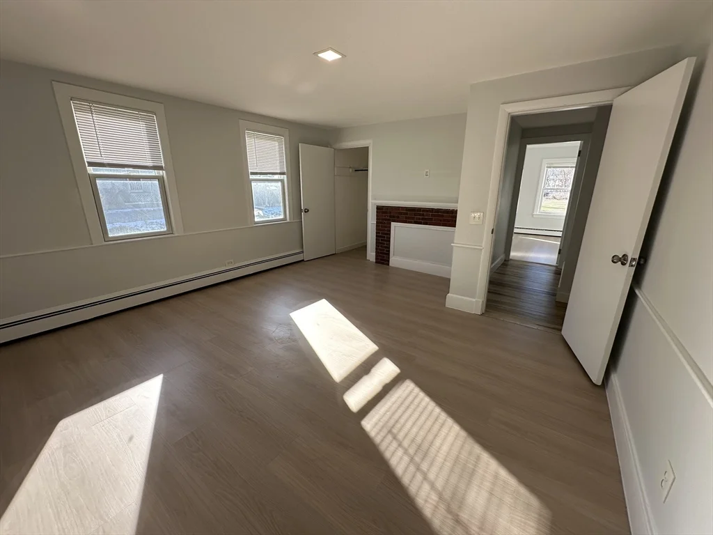 2 bed, 1 bath apartment for rent at 250 Walnut St Unit A, Framingham — photo 8 of 19