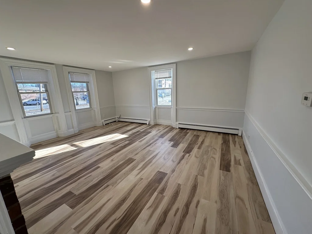 2 bed, 1 bath apartment for rent at 250 Walnut St Unit A, Framingham — photo 16 of 19