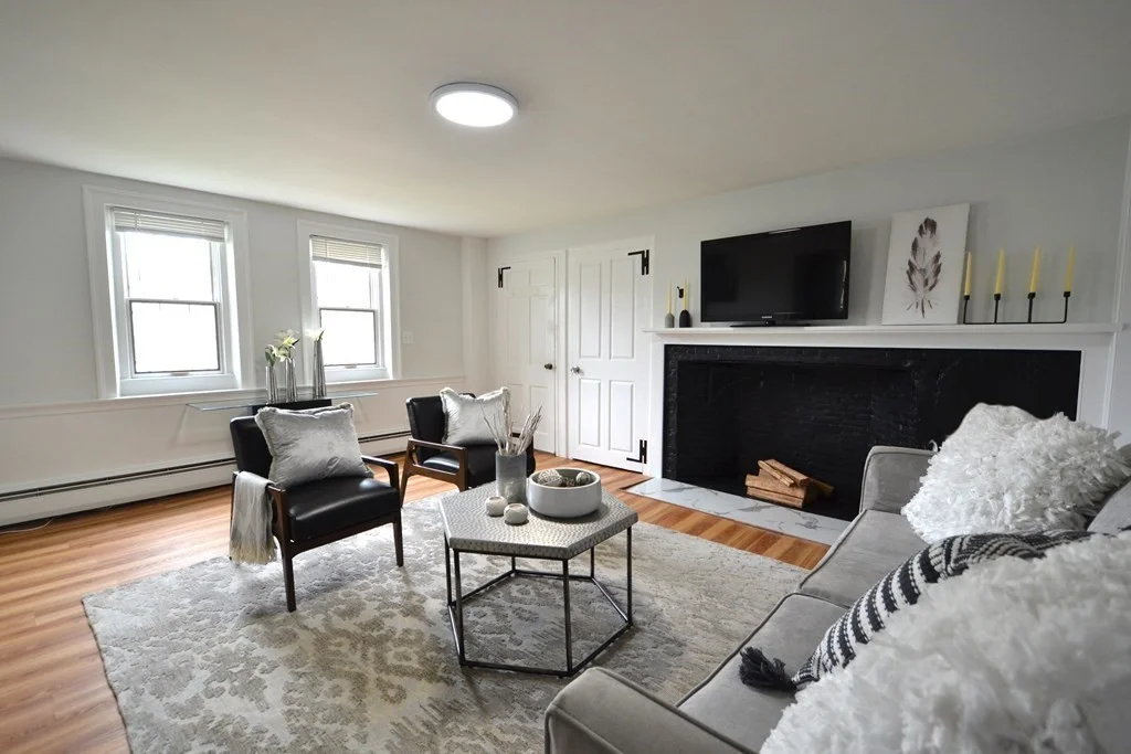 2 bed, 1 bath apartment for rent at 250 Walnut St Unit B, Framingham — photo 2 of 16