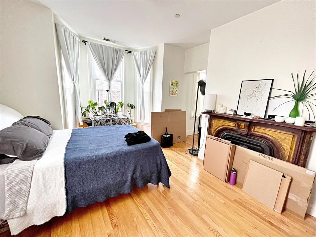 2 bed, 1 bath apartment for rent at 250 Webster St Unit 2, East Boston — photo 6 of 12