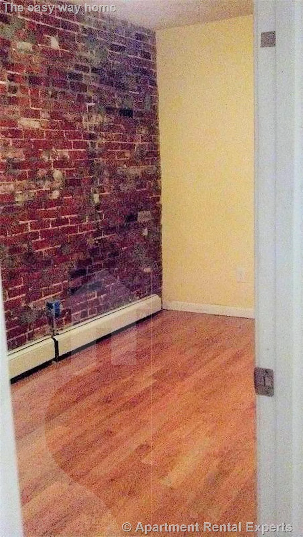 4 bed, 2 bath apartment for rent at 250 Western Ave Unit 1, Riverside — photo 10 of 12