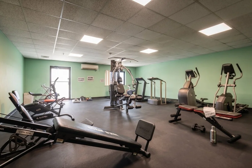2 bed, 2 bath apartment for rent at 2500 Mystic Valley Pkwa Unit 303, Medford — photo 11 of 14