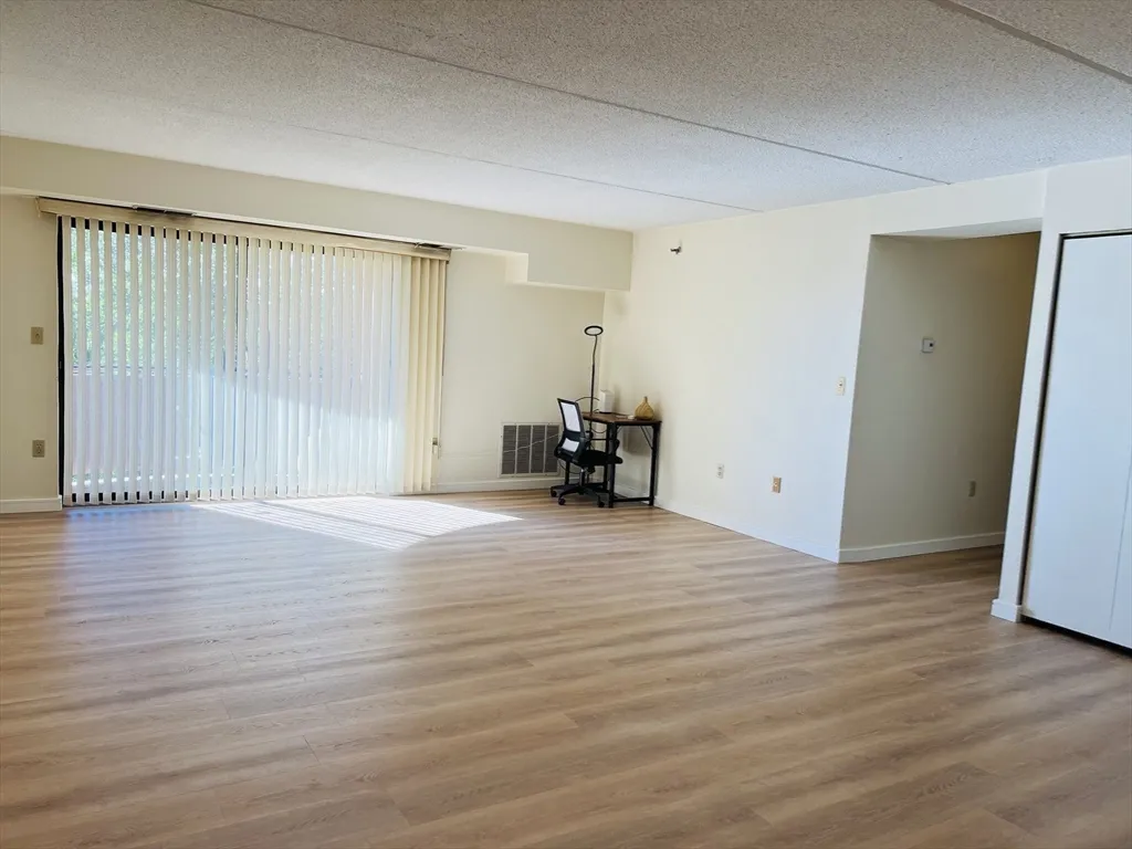 2 bed, 2 bath apartment for rent at 2500 Mystic Valley Pkwa Unit 806, West Medford — photo 17 of 41
