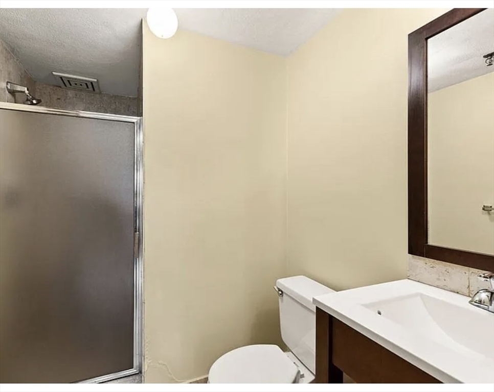 2 bed, 2 bath apartment for rent at 2500 Mystic Valley Pkwy Unit 507, Medford — photo 10 of 29